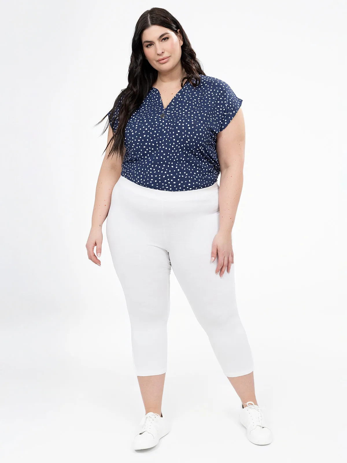 Skinny fitted knit pull-on capri sold by Claire France product image thumbnail 4