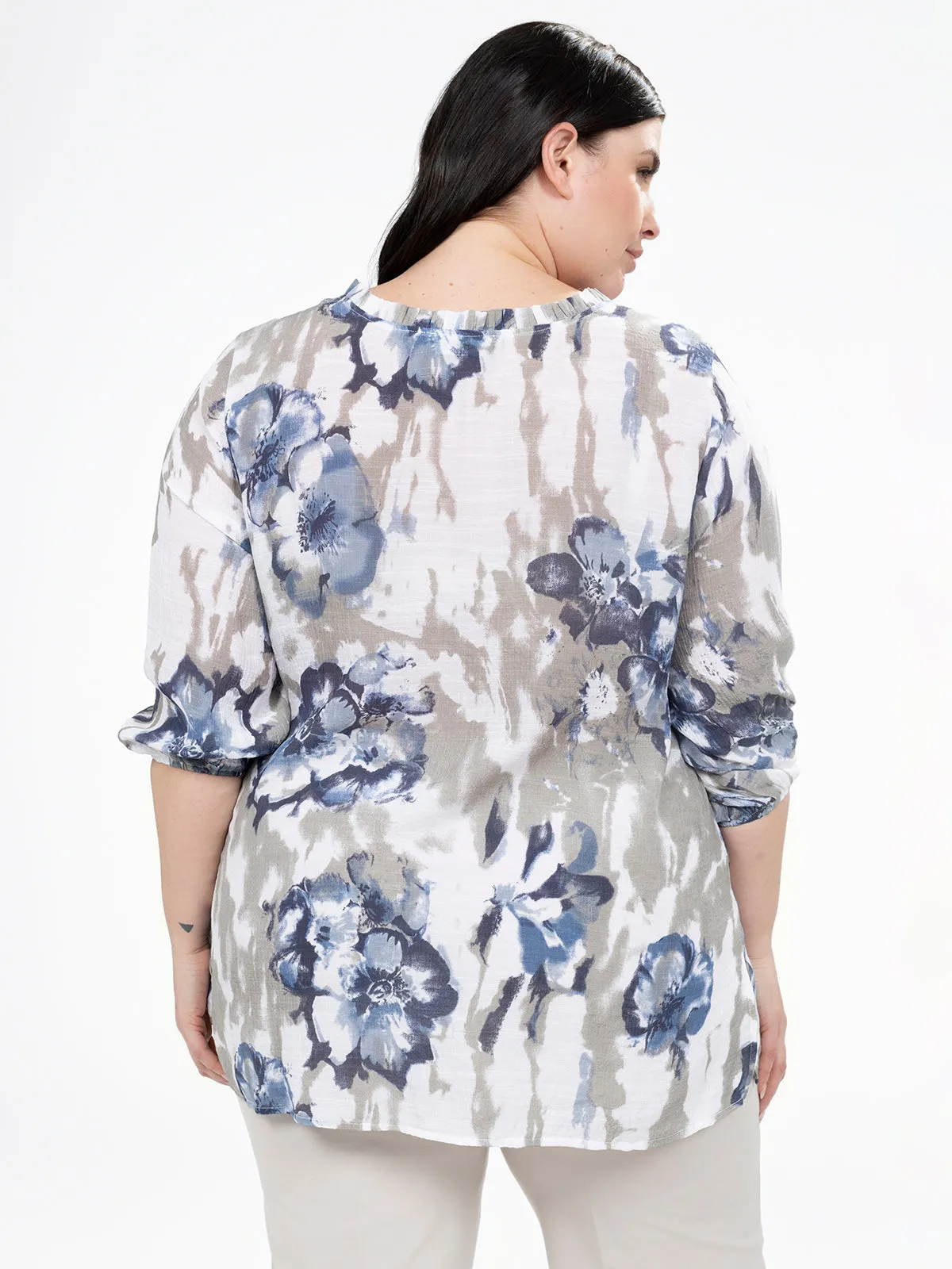 3/4-sleeve semi-fitted blouse sold by Claire France product image thumbnail 2