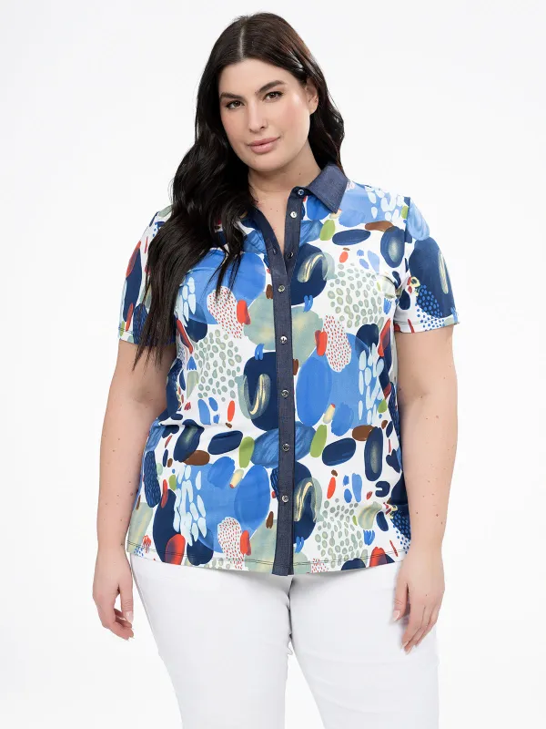 Short-sleeve semi-fitted blouse with buttons sold by Claire France