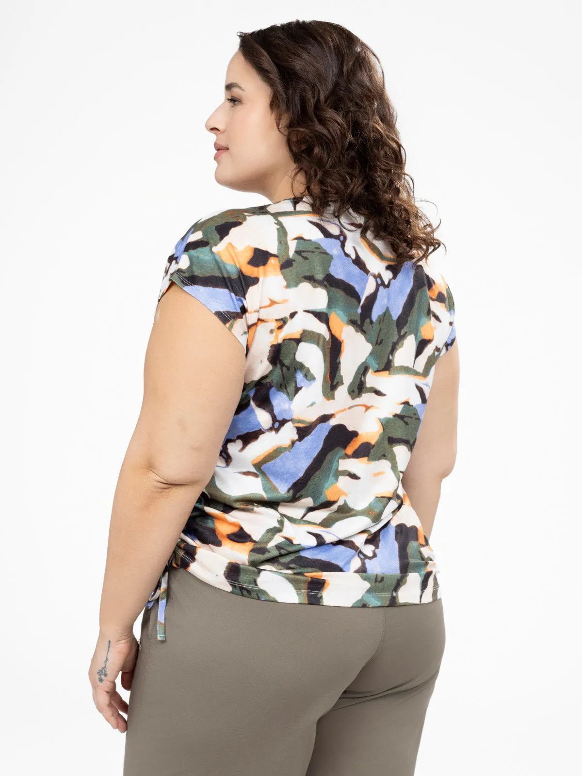 Short-sleeve loose tunic sold by Claire France product image thumbnail 2