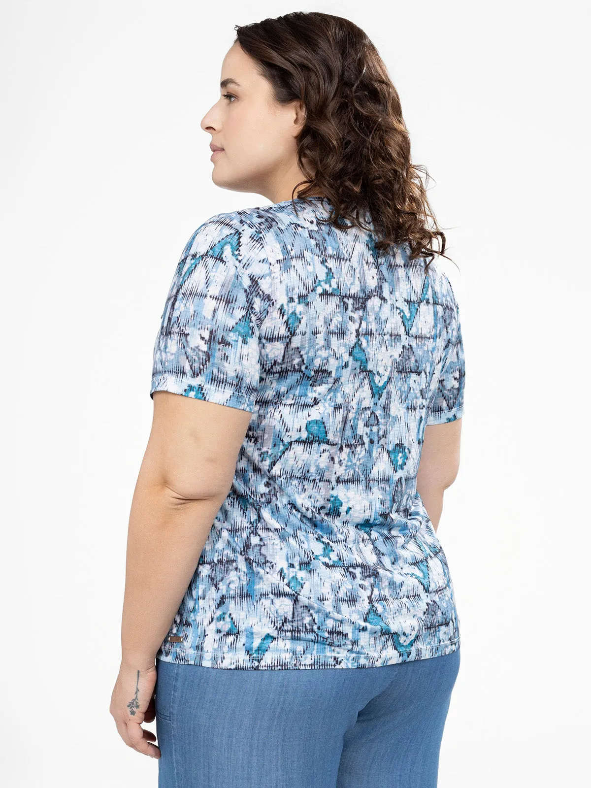 Short-sleeve semi-fitted t-shirt sold by Claire France product image thumbnail 2