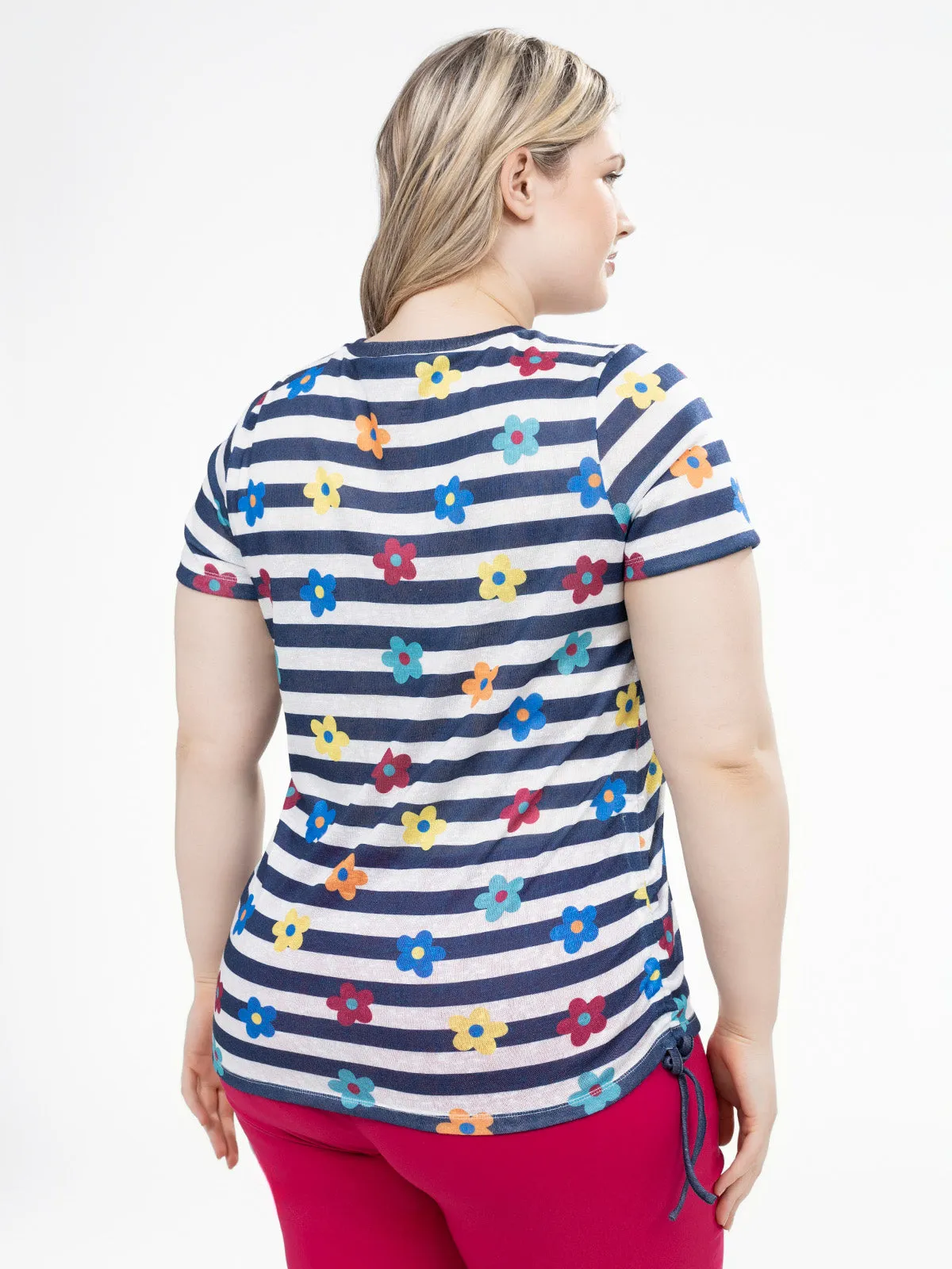 Short-sleeve semi-fitted t-shirt sold by Claire France product image thumbnail 3