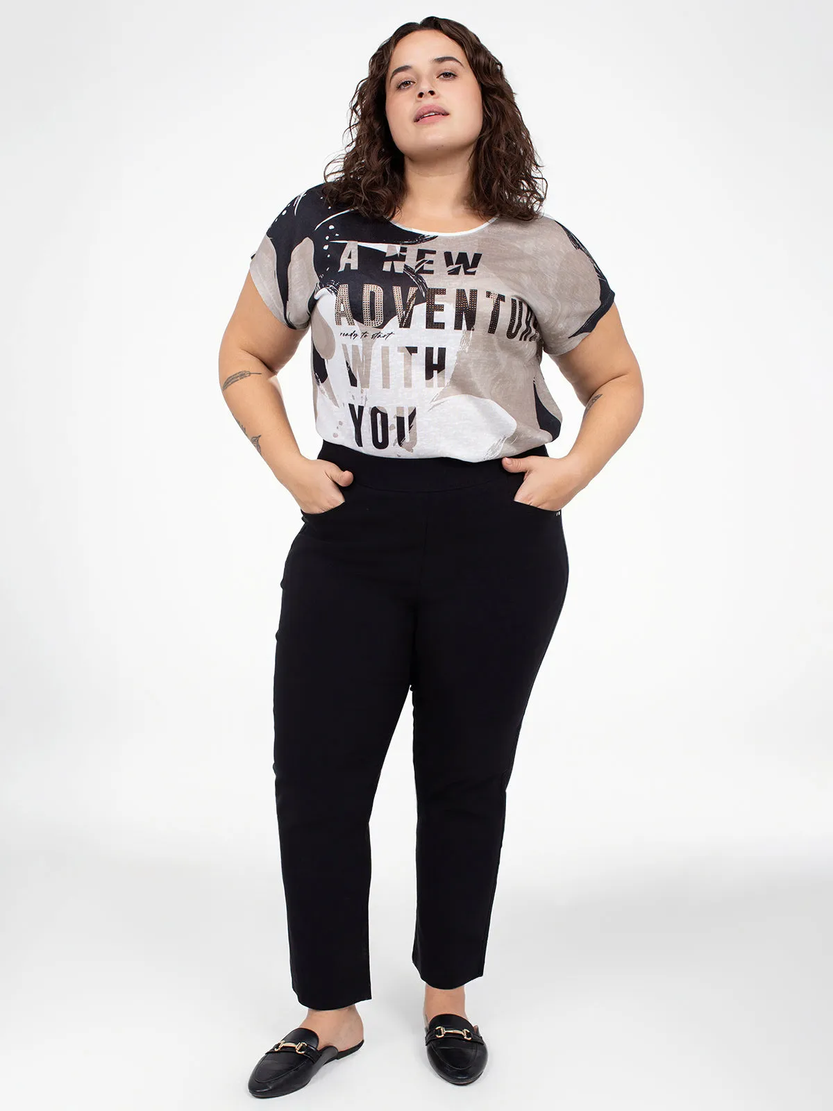 Straight semi-fitted pull-on pant sold by Claire France product image thumbnail 4