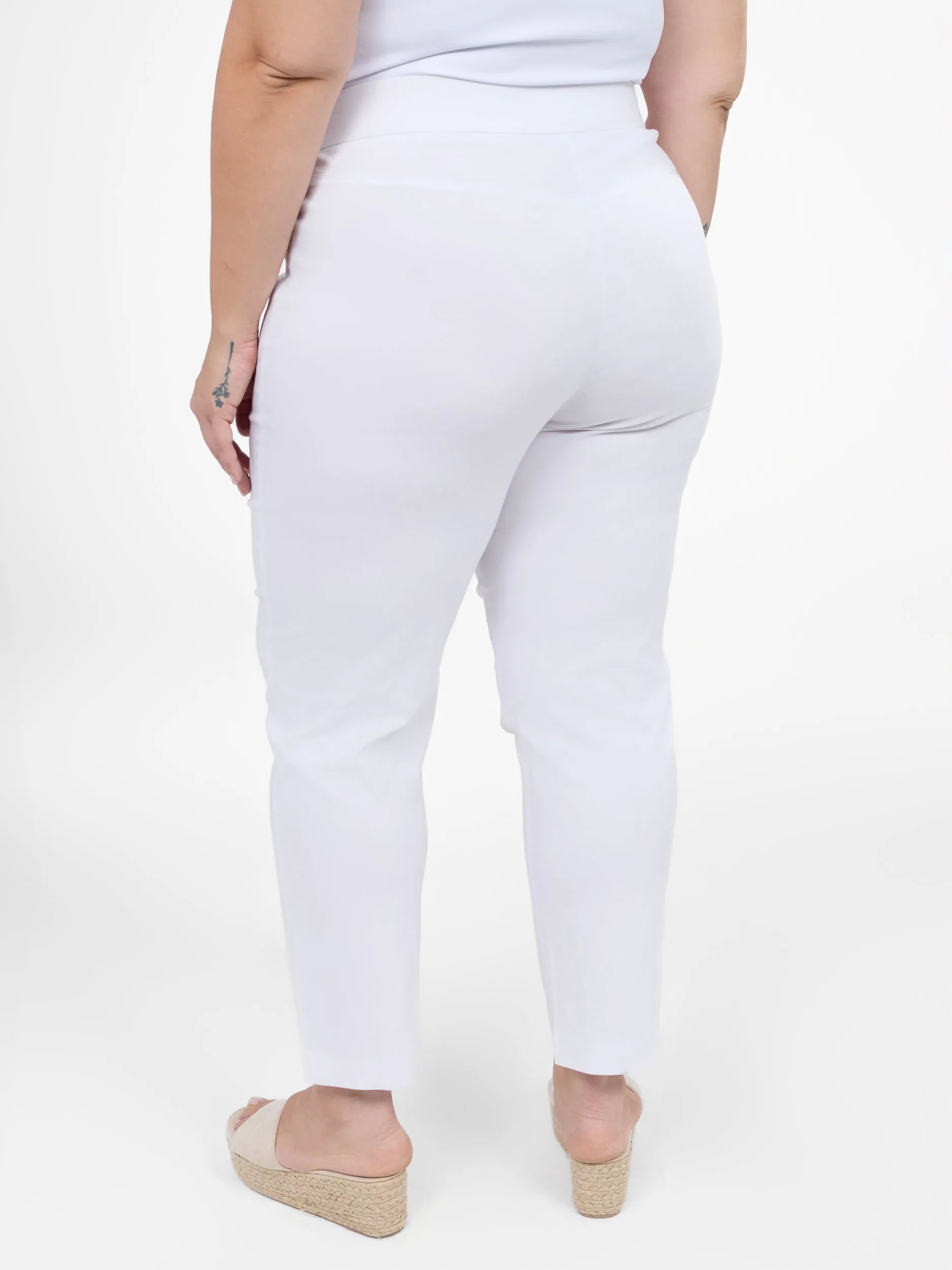 Straight semi-fitted pull-on pant sold by Claire France product image thumbnail 3