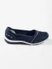 Flat shoes sold by Claire France