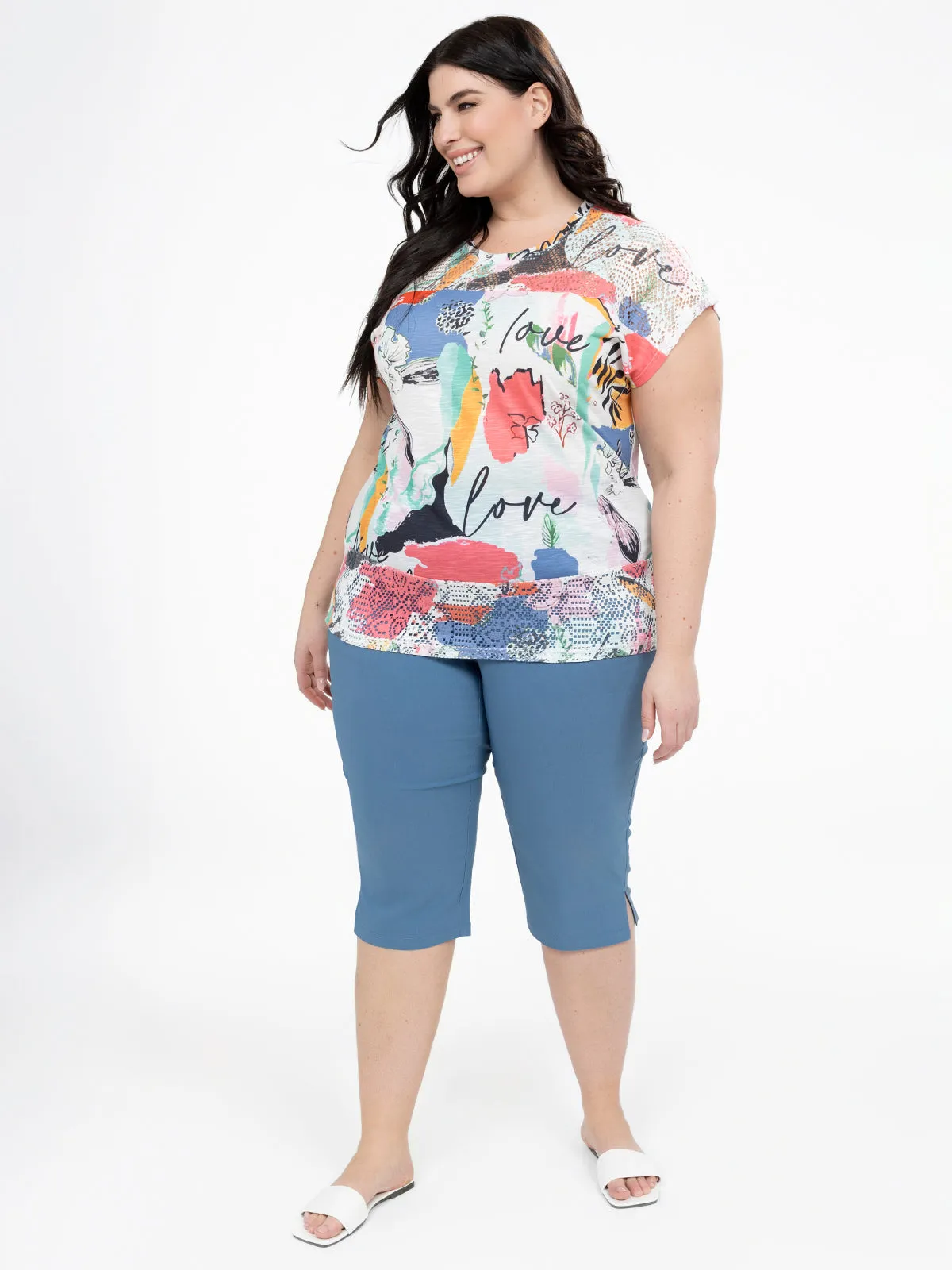 Straight fitted pull-on capri sold by Claire France product image thumbnail 4