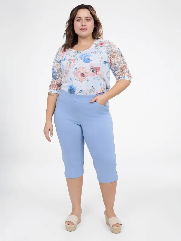 Straight fitted pull-on capri sold by Claire France