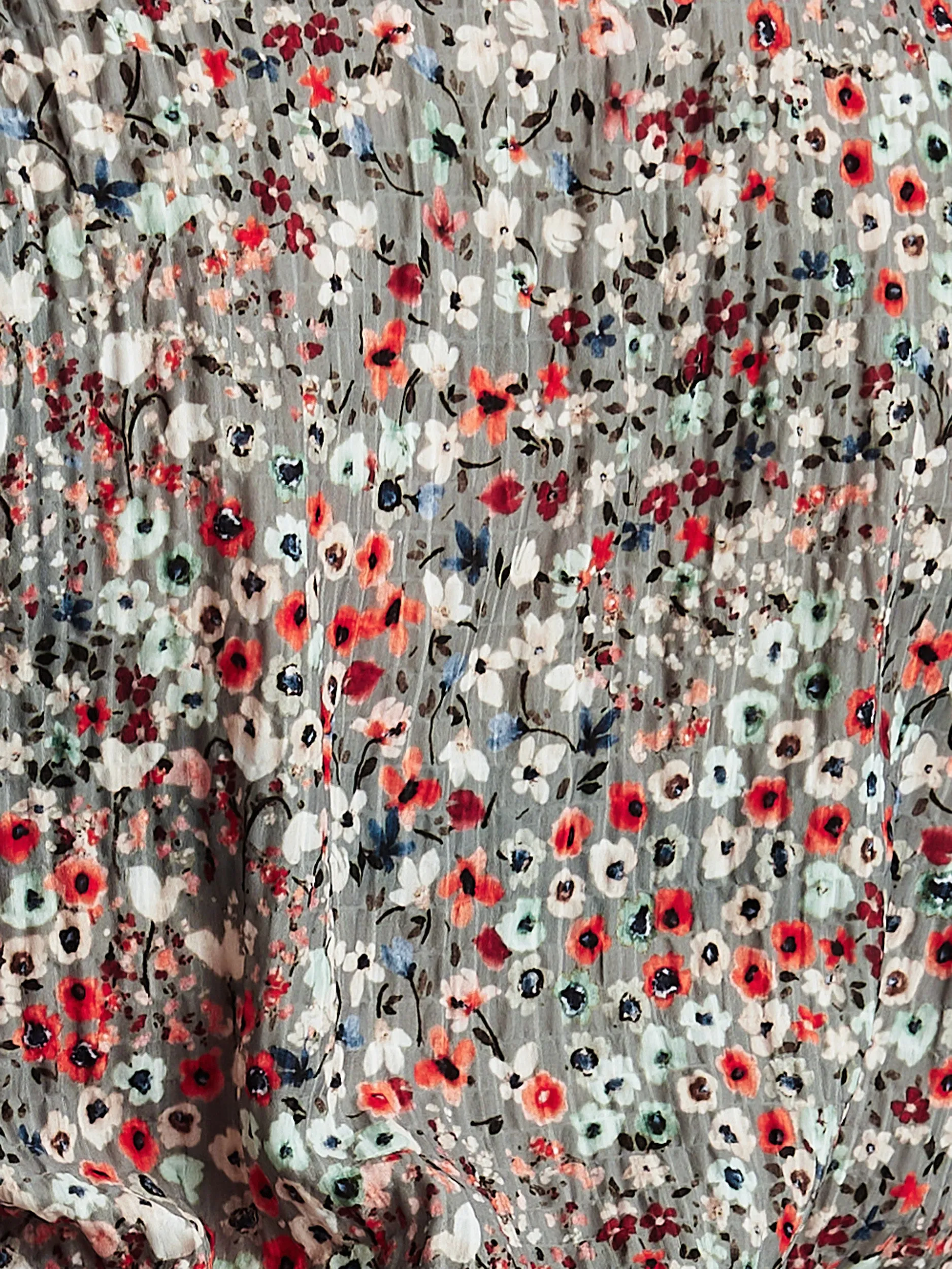 3/4-sleeve semi-fitted blouse with buttons sold by Claire France product image thumbnail 4