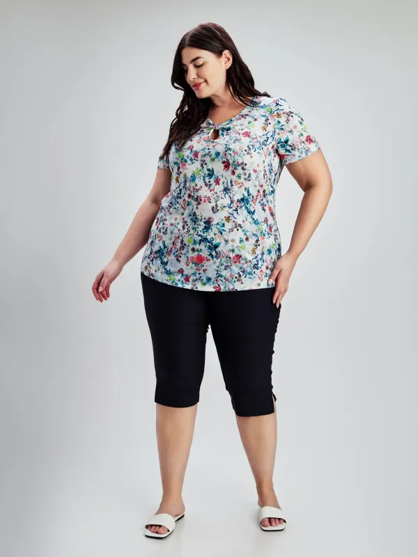 Short-sleeve semi-fitted t-shirt sold by Claire France