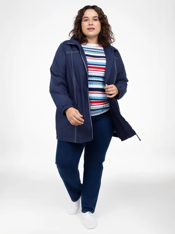 Long semi-fitted coat sold by Claire France