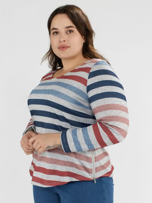 3/4-sleeve semi-fitted t-shirt sold by Claire France