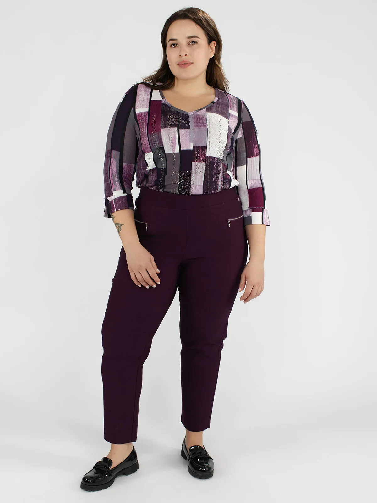 Straight fitted pull-on pant - Petite sold by Claire France product image thumbnail 5