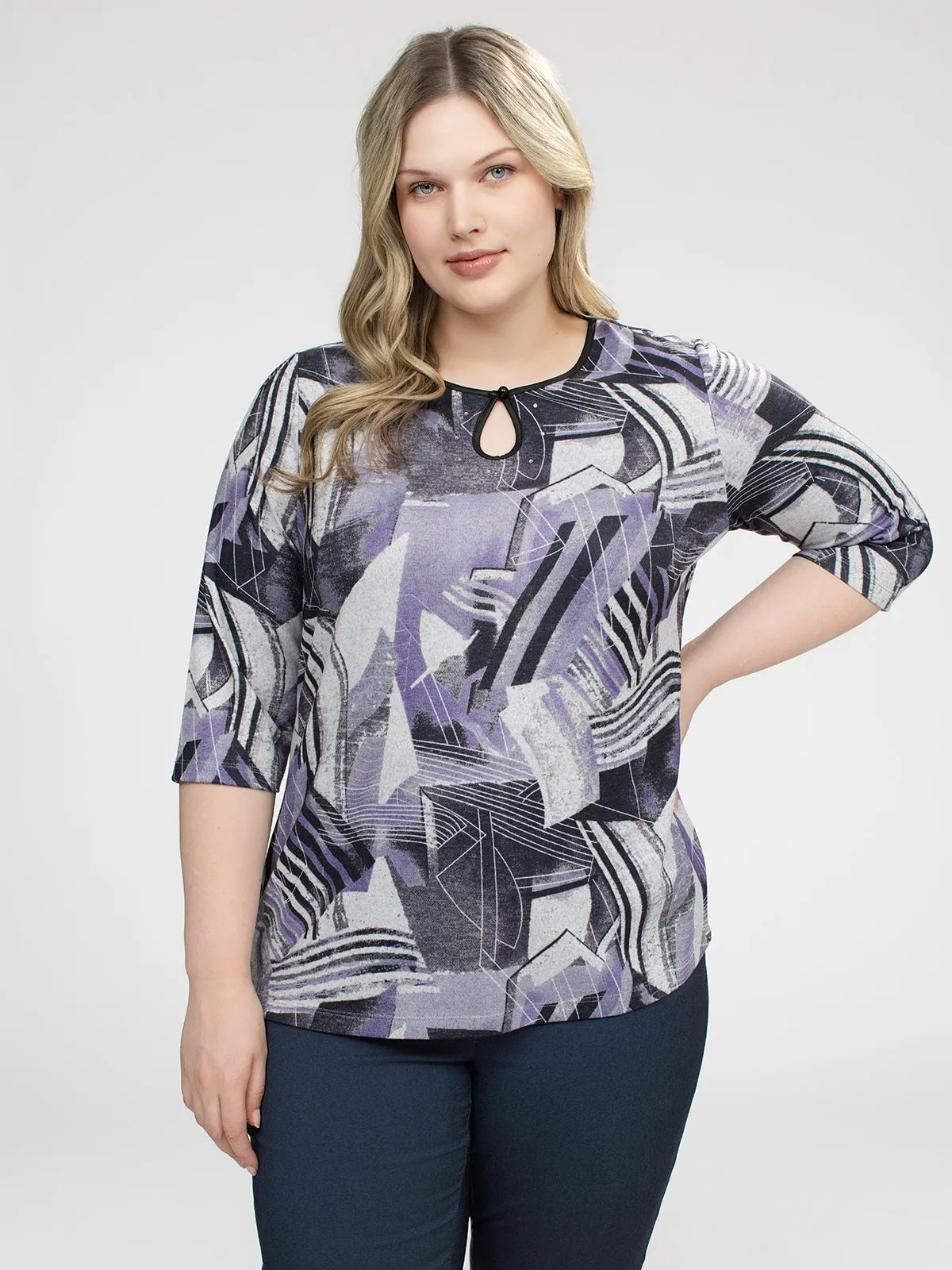 3/4-sleeve semi-fitted t-shirt sold by Claire France product image thumbnail 4