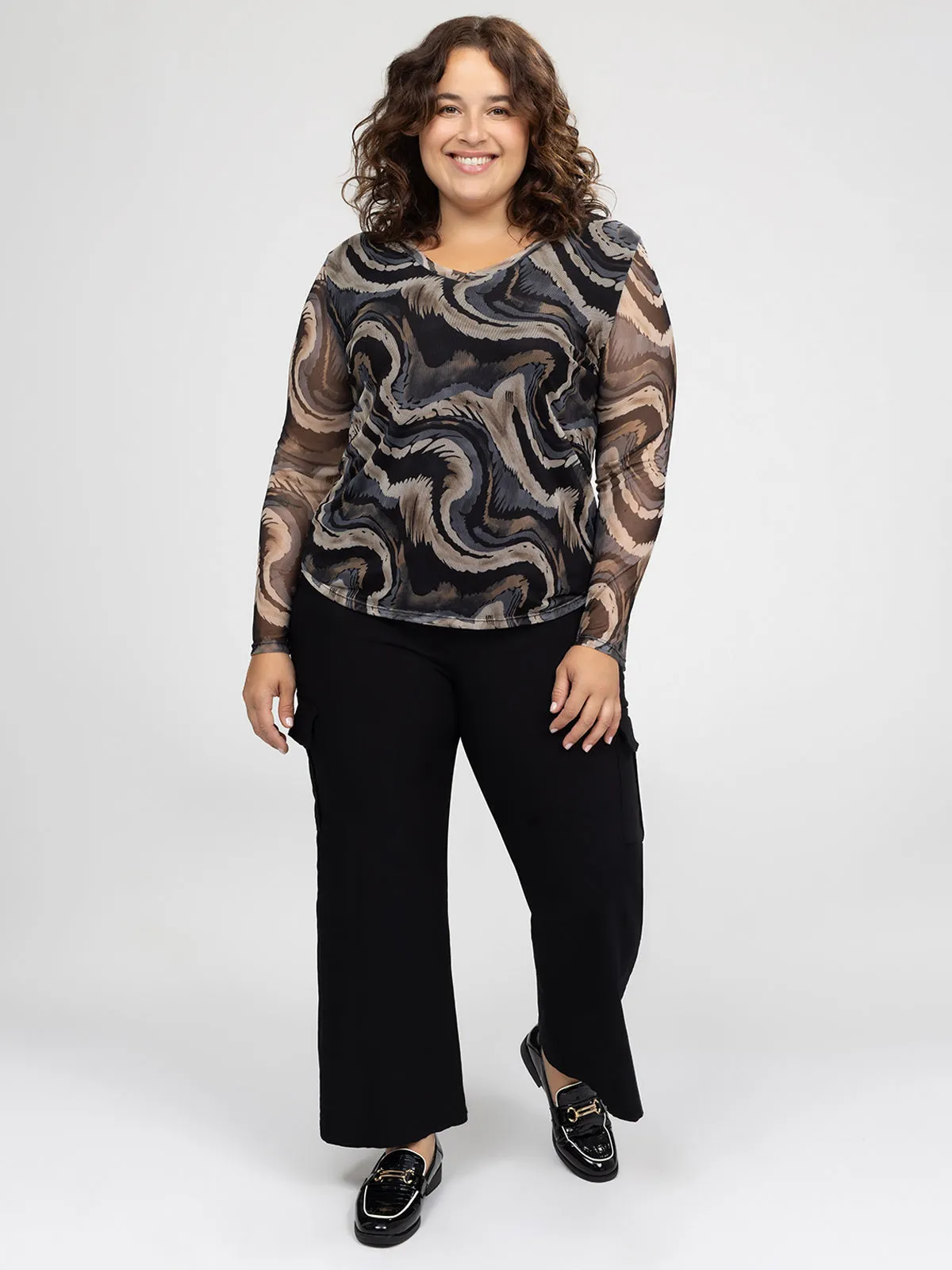 Long-sleeve semi-fitted t-shirt sold by Claire France product image thumbnail 2