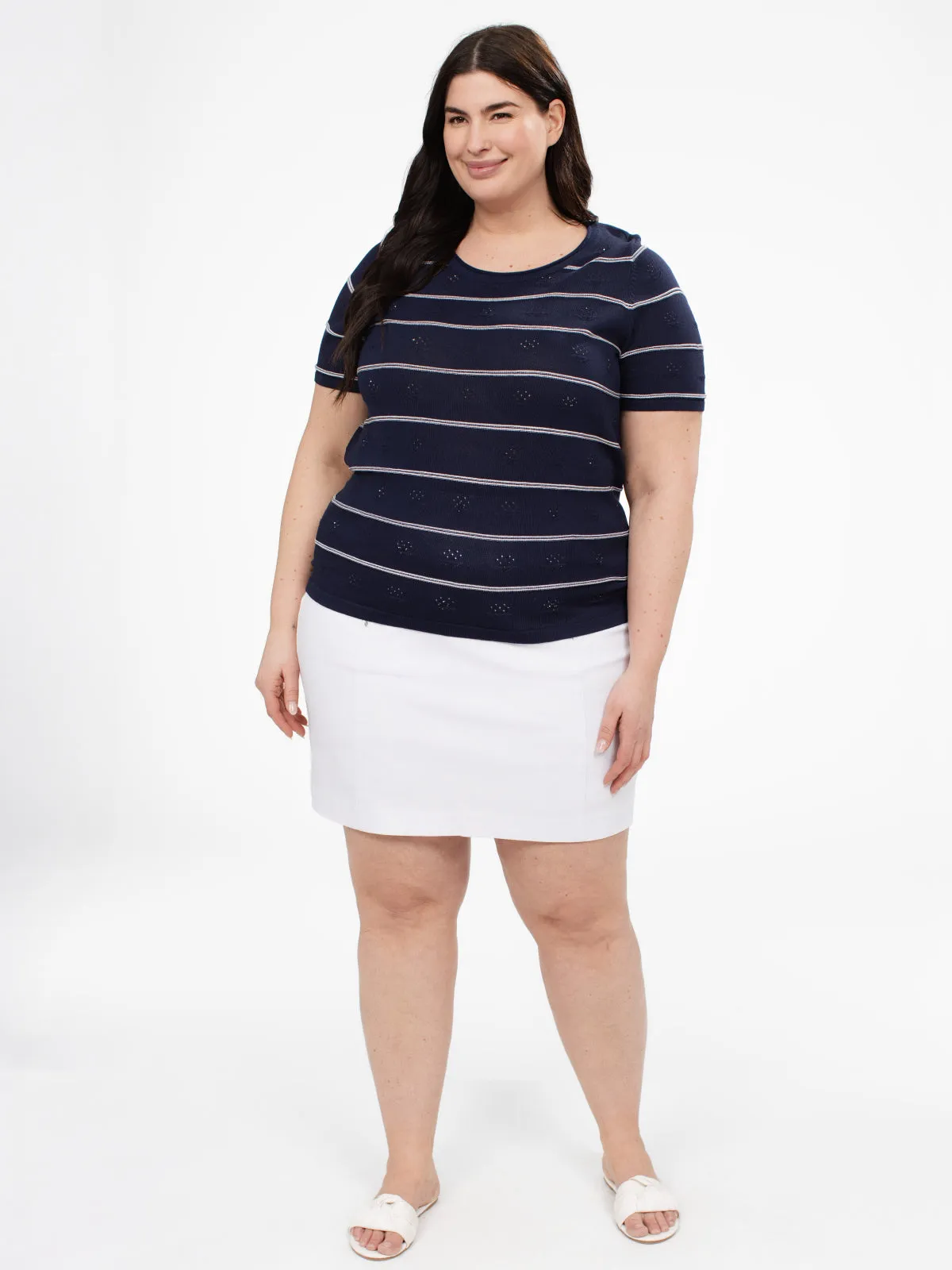 Short-sleeve semi-fitted pullover sweater sold by Claire France product image thumbnail 5