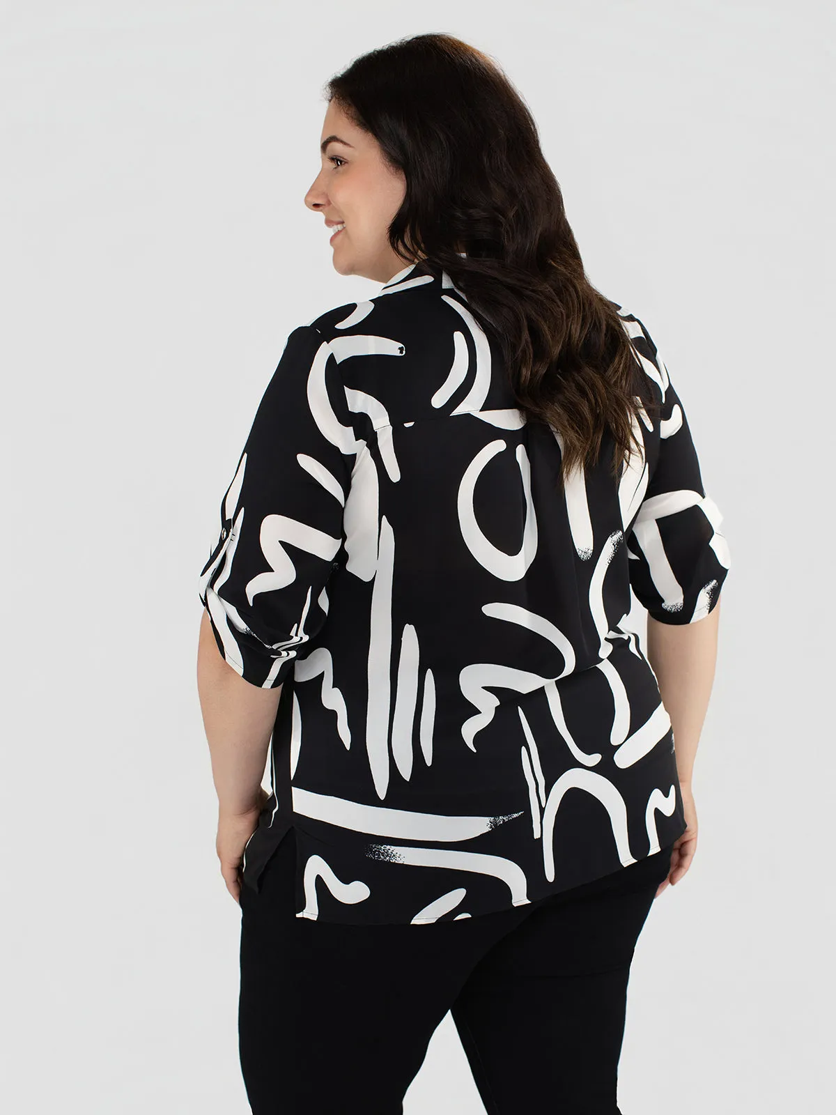 3/4-sleeve semi-fitted blouse with buttons sold by Claire France product image thumbnail 3