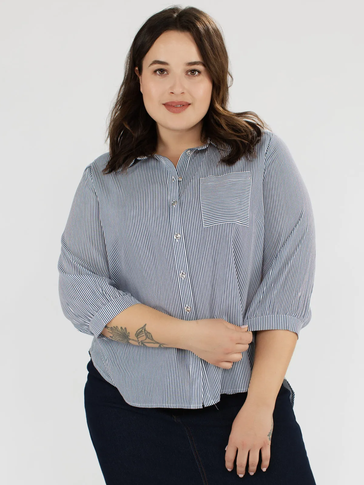 3/4-sleeve semi-fitted blouse with buttons sold by Claire France