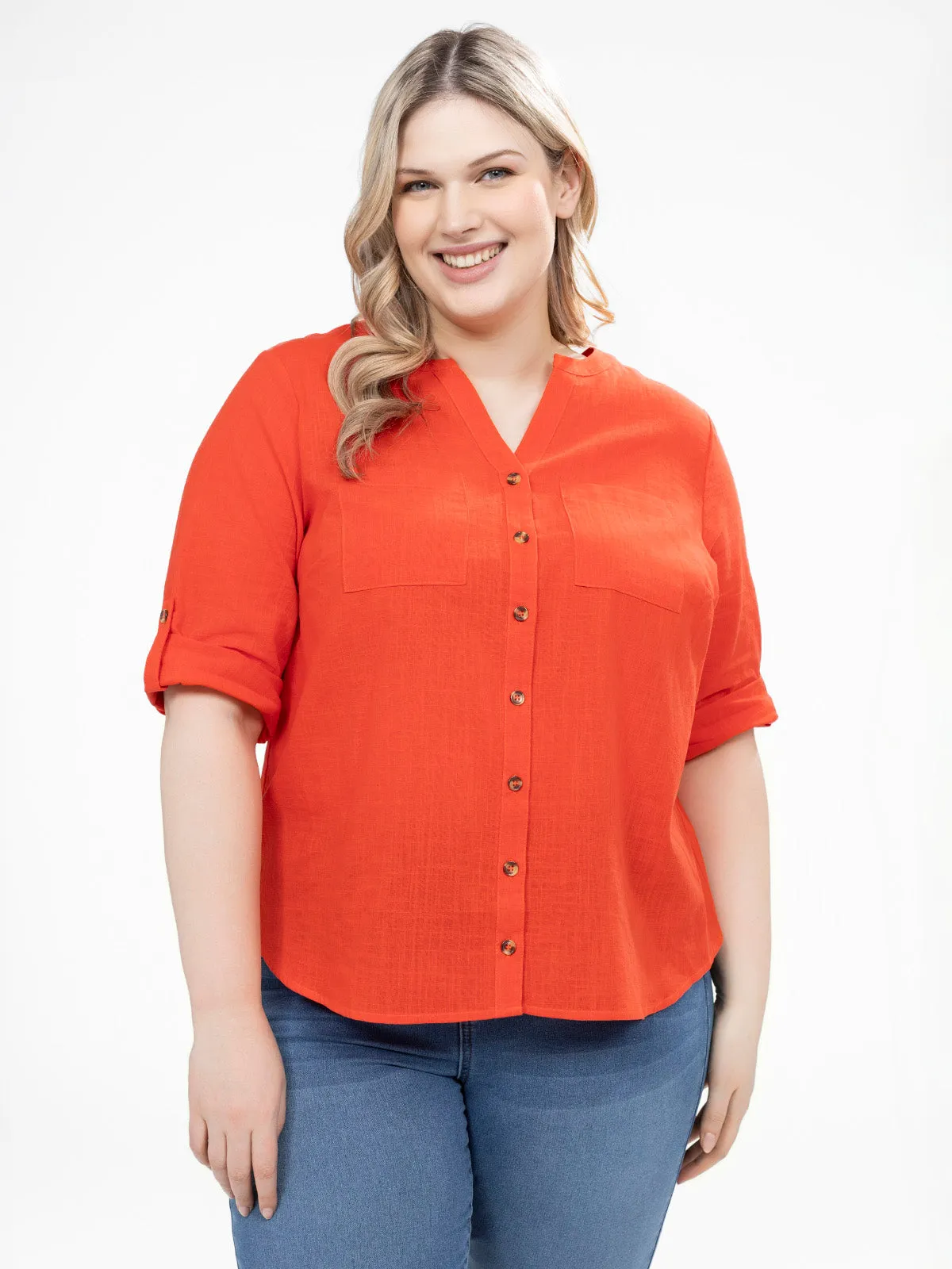 3/4-sleeve semi-fitted blouse with buttons sold by Claire France product image thumbnail 4