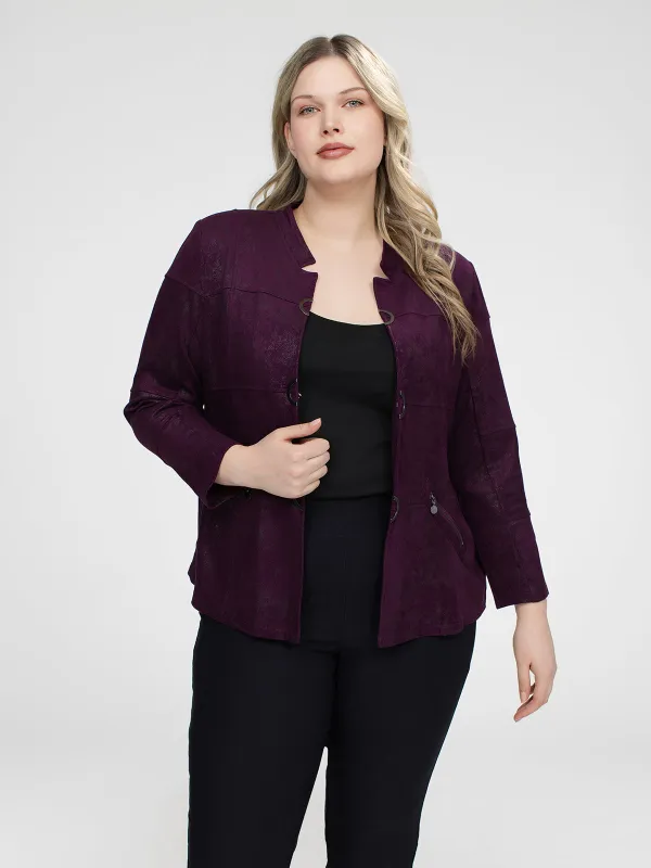 Semi-fitted blazer sold by Claire France