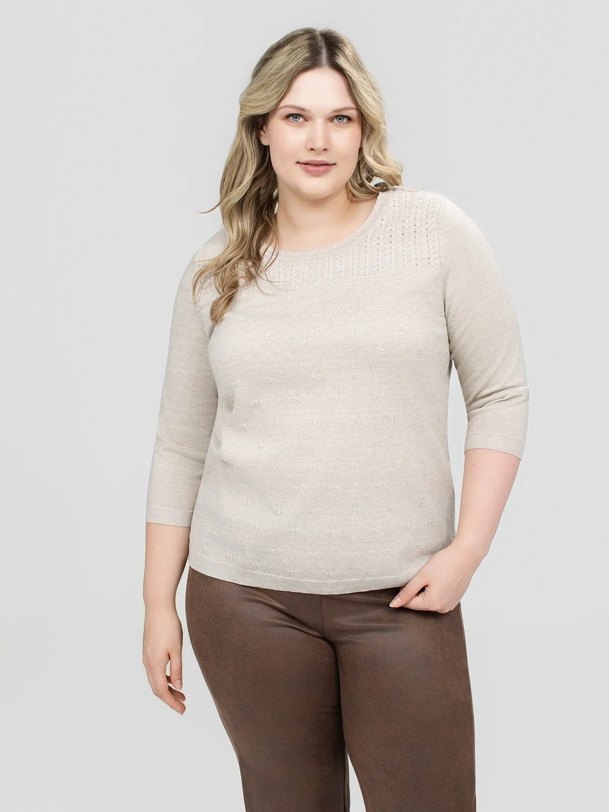 3/4-sleeve semi-fitted pullover sweater sold by Claire France