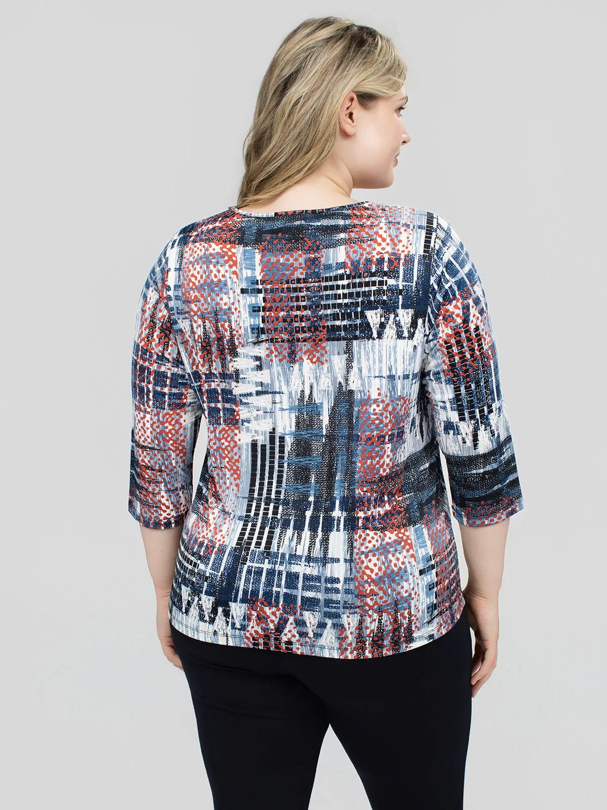 3/4-sleeve semi-fitted t-shirt sold by Claire France product image thumbnail 3