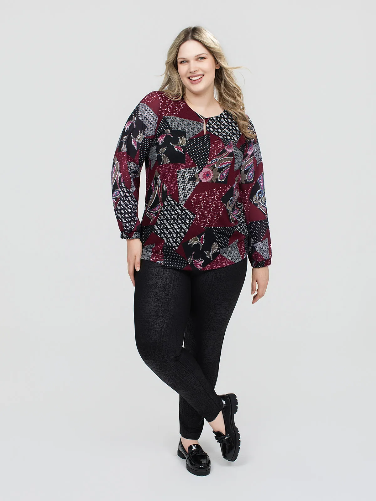 Long-sleeve semi-fitted t-shirt sold by Claire France product image thumbnail 2