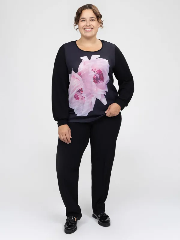 Long-sleeve semi-fitted t-shirt sold by Claire France