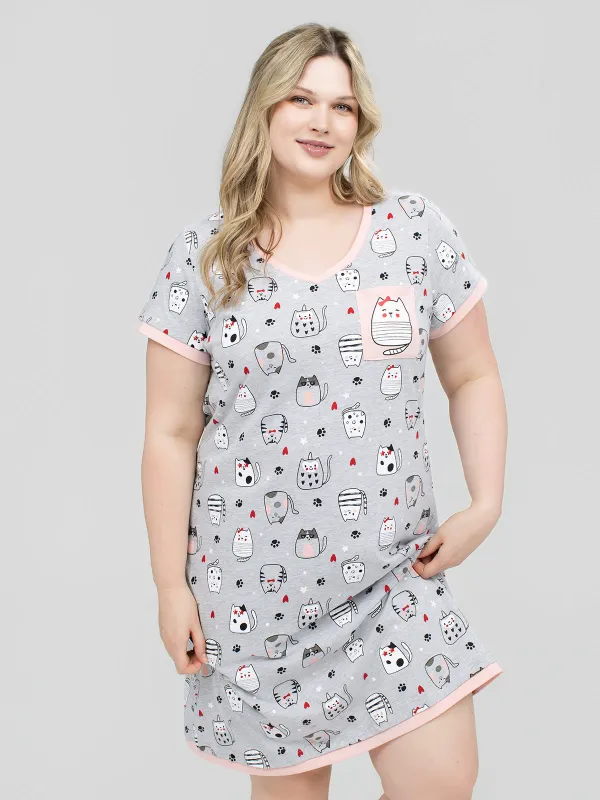 Straight nightgown sold by Claire France