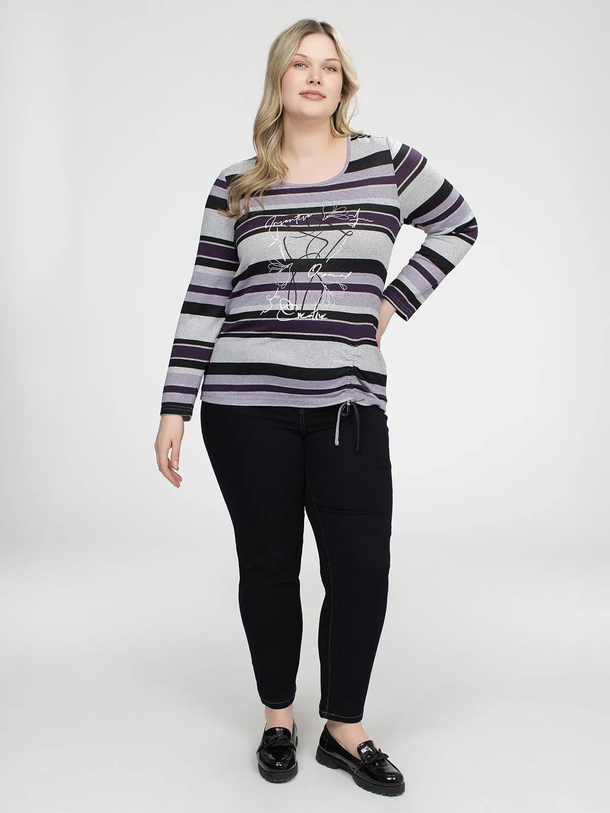 Long-sleeve semi-fitted t-shirt sold by Claire France product image thumbnail 2