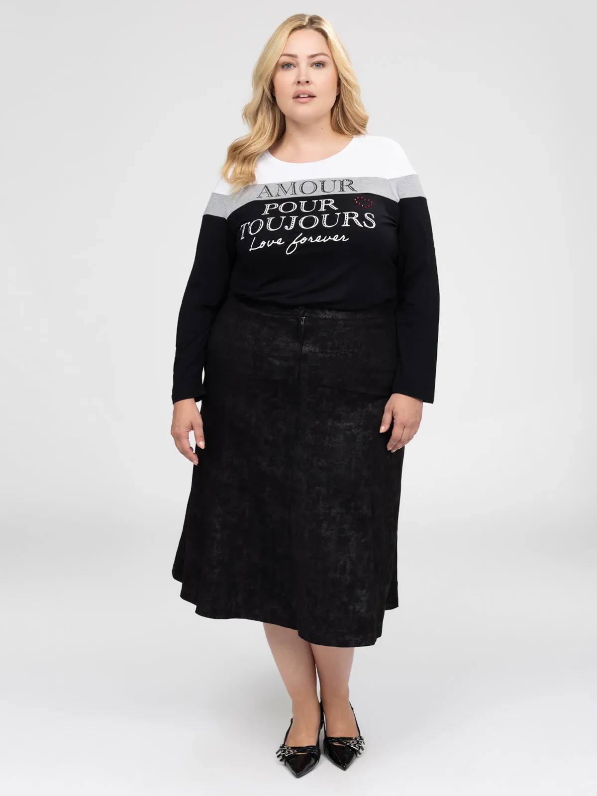 Long-sleeve t-shirt sold by Claire France product image thumbnail 2