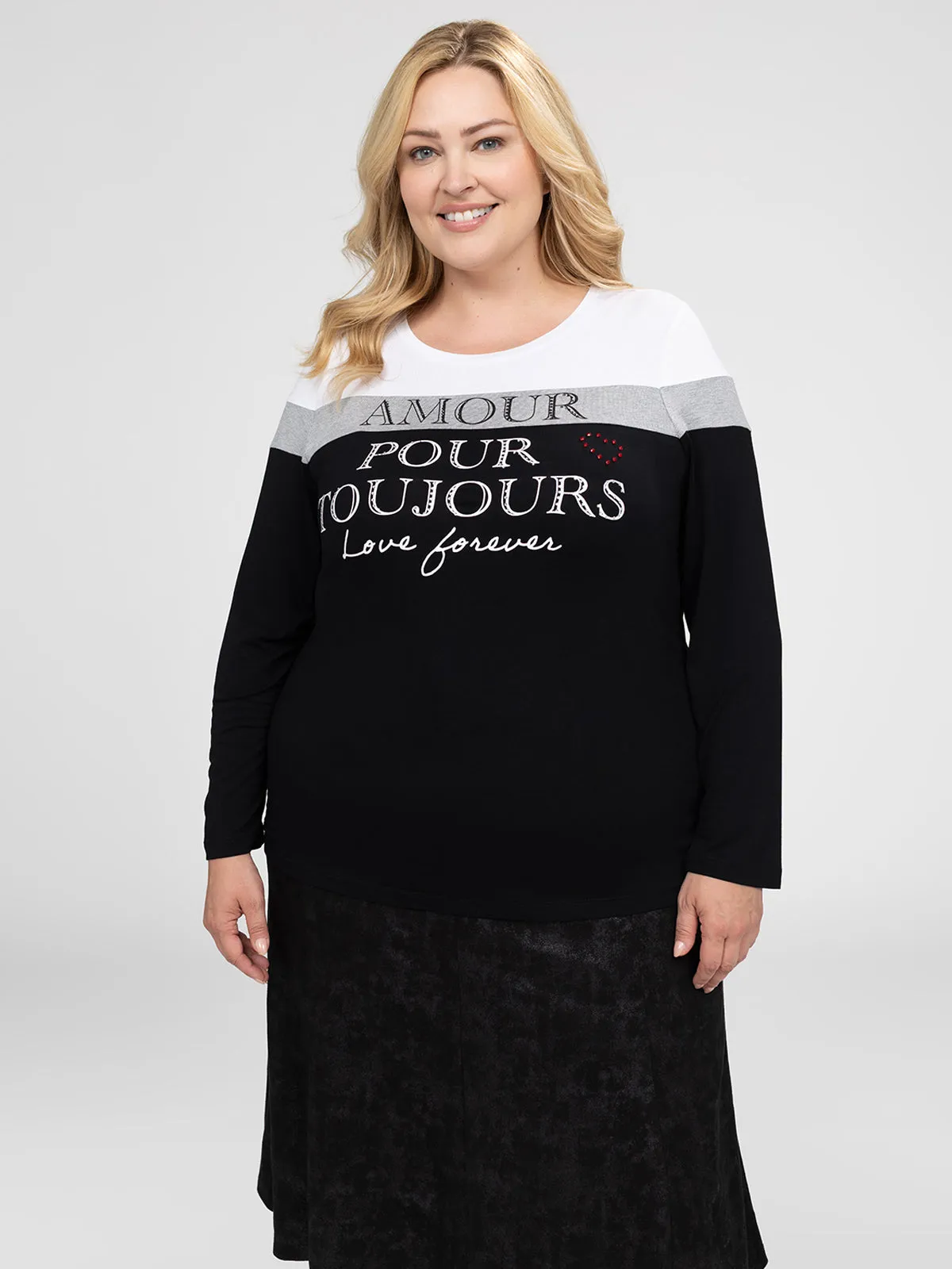 Long-sleeve t-shirt sold by Claire France