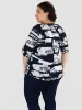 3/4-sleeve semi-fitted tunic sold by Claire France