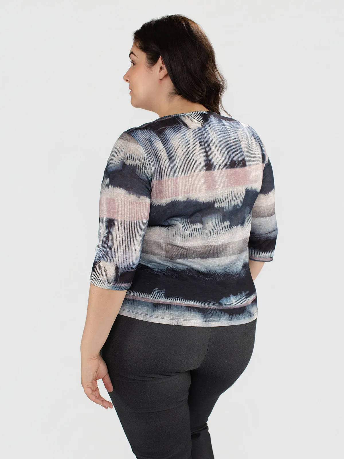 3/4-sleeve semi-fitted t-shirt sold by Claire France product image thumbnail 3