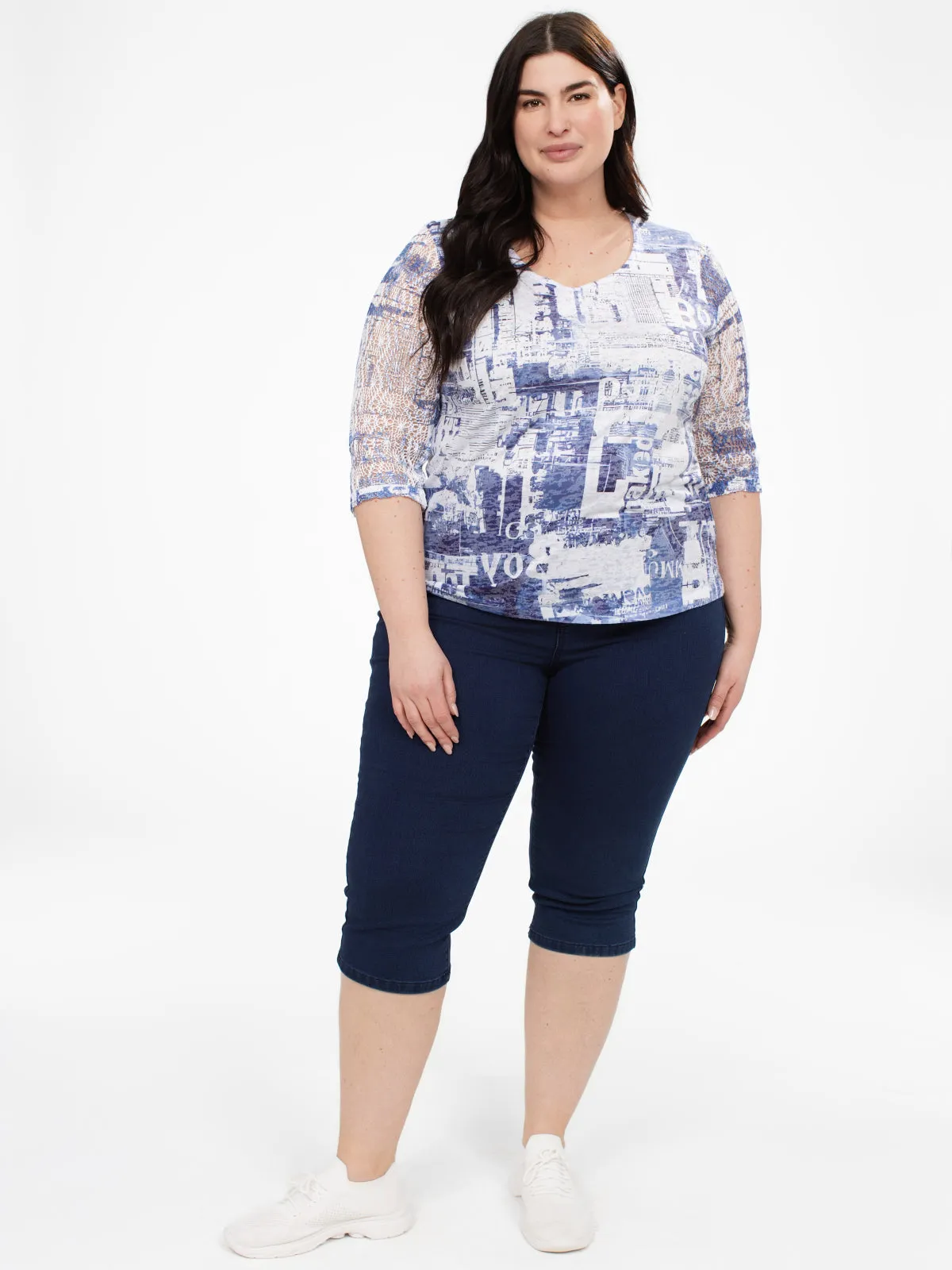 3/4-sleeve semi-fitted t-shirt sold by Claire France product image thumbnail 5