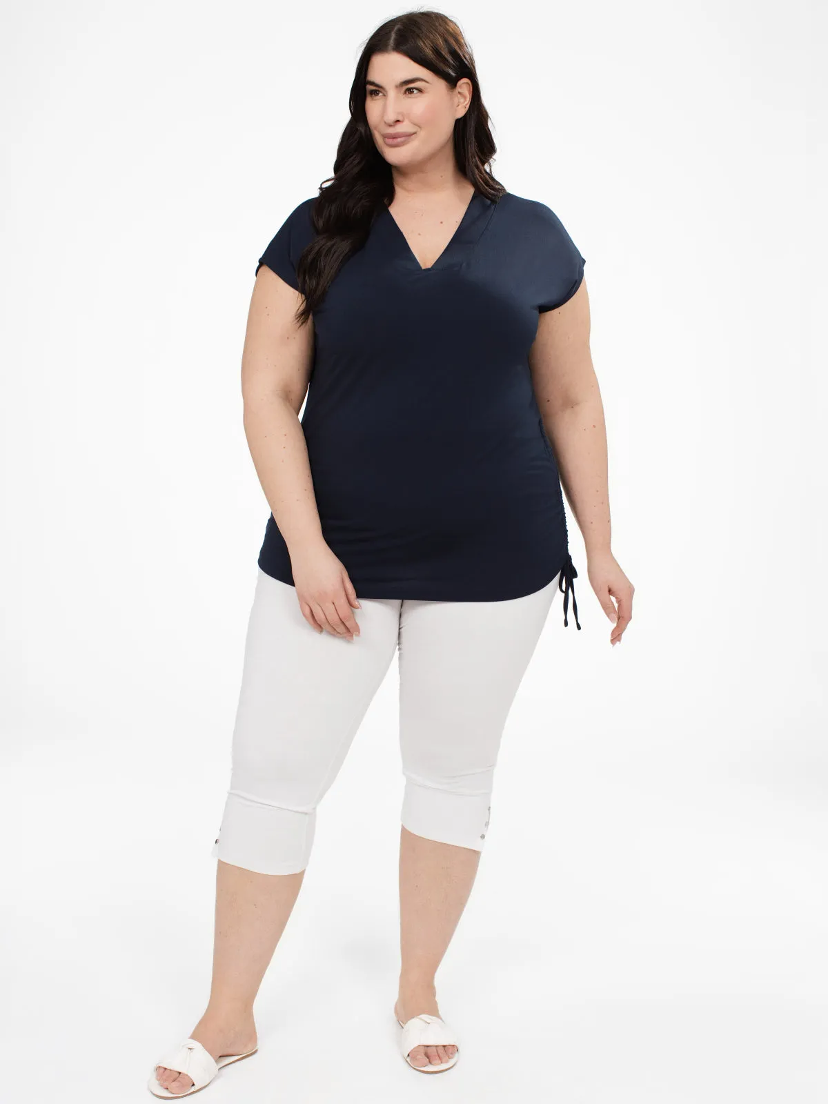 Short-sleeve semi-fitted t-shirt sold by Claire France product image thumbnail 4