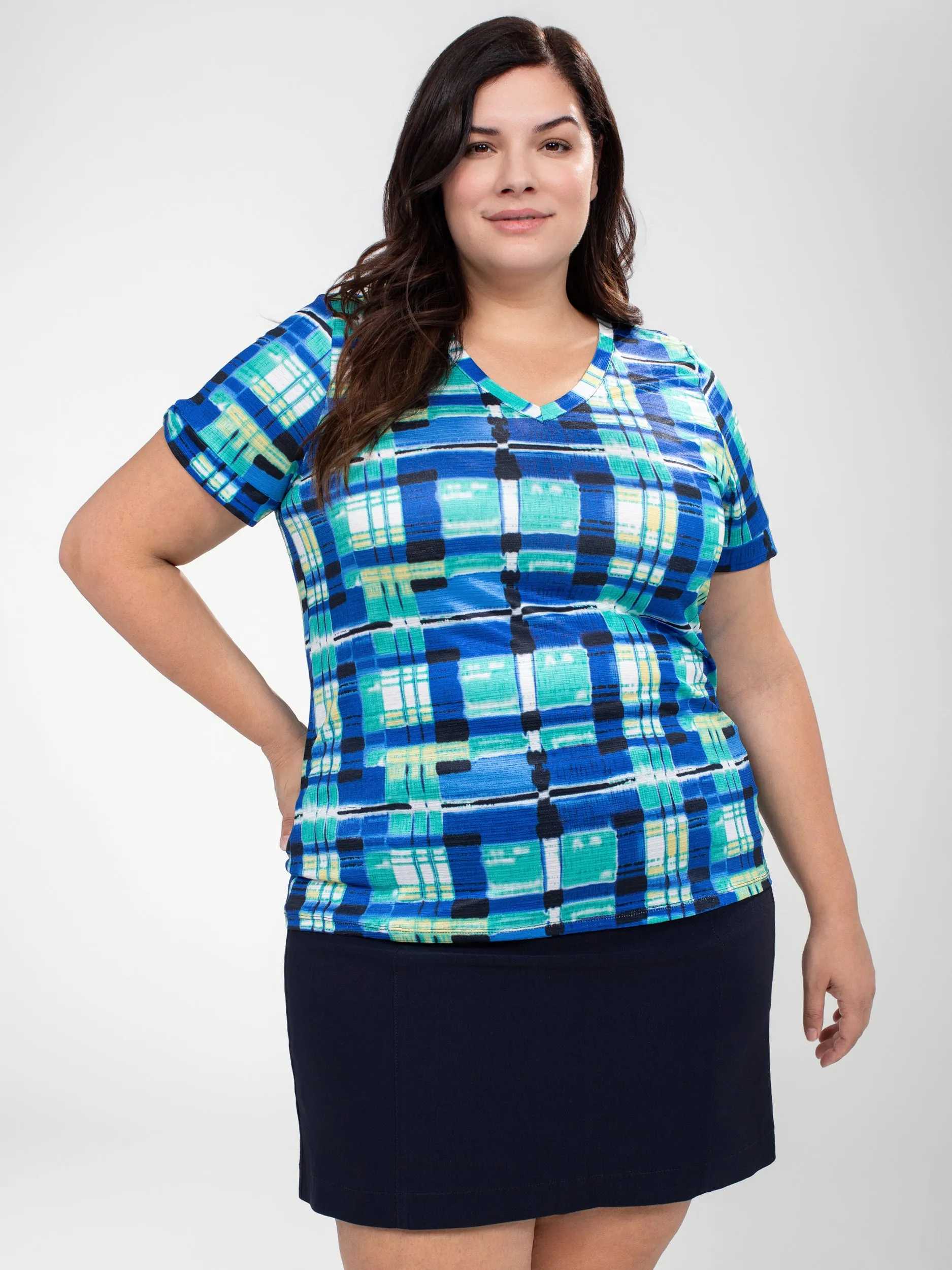 Short-sleeve semi-fitted t-shirt sold by Claire France