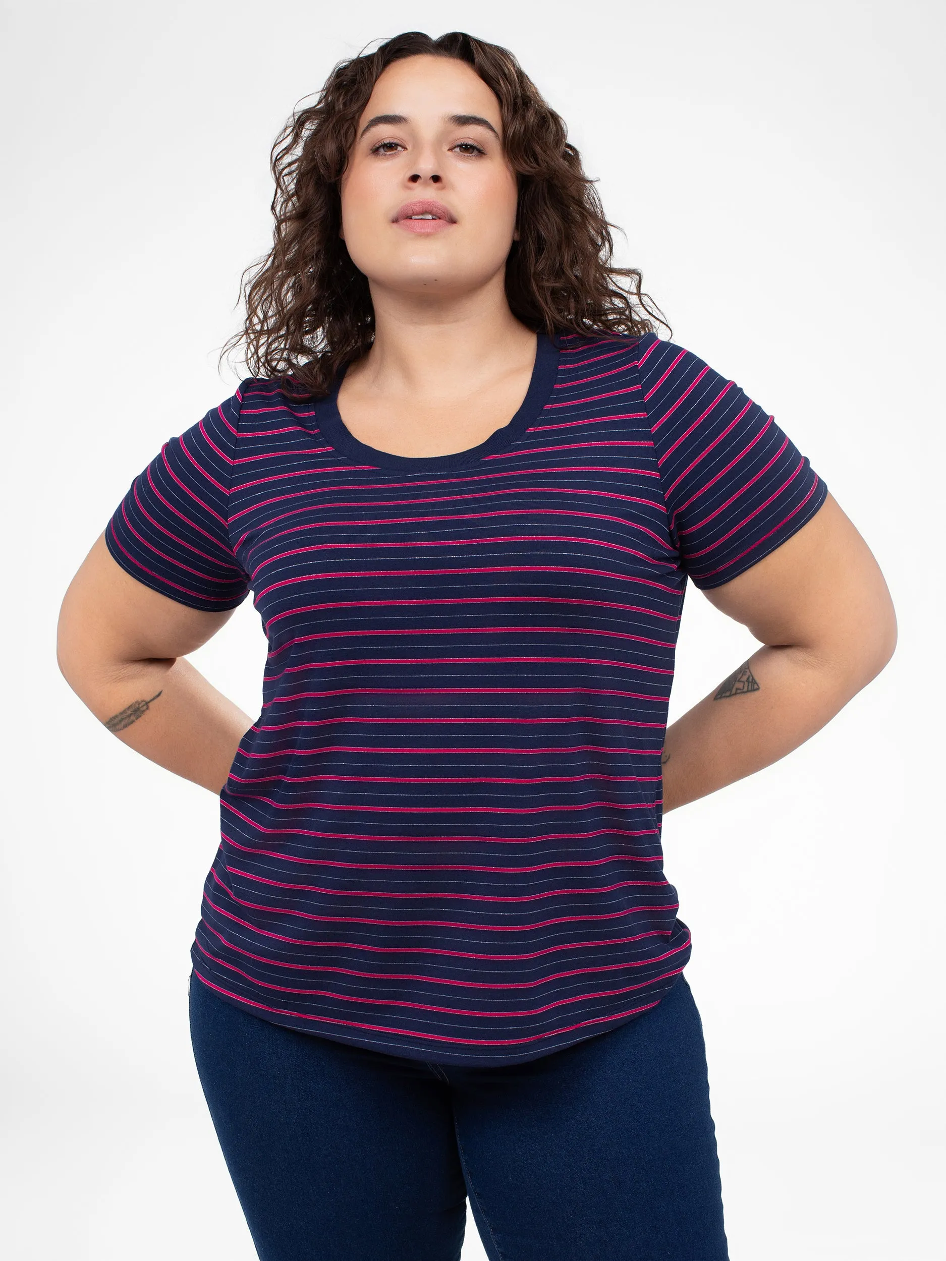 Short-sleeve semi-fitted t-shirt sold by Claire France product image thumbnail 5