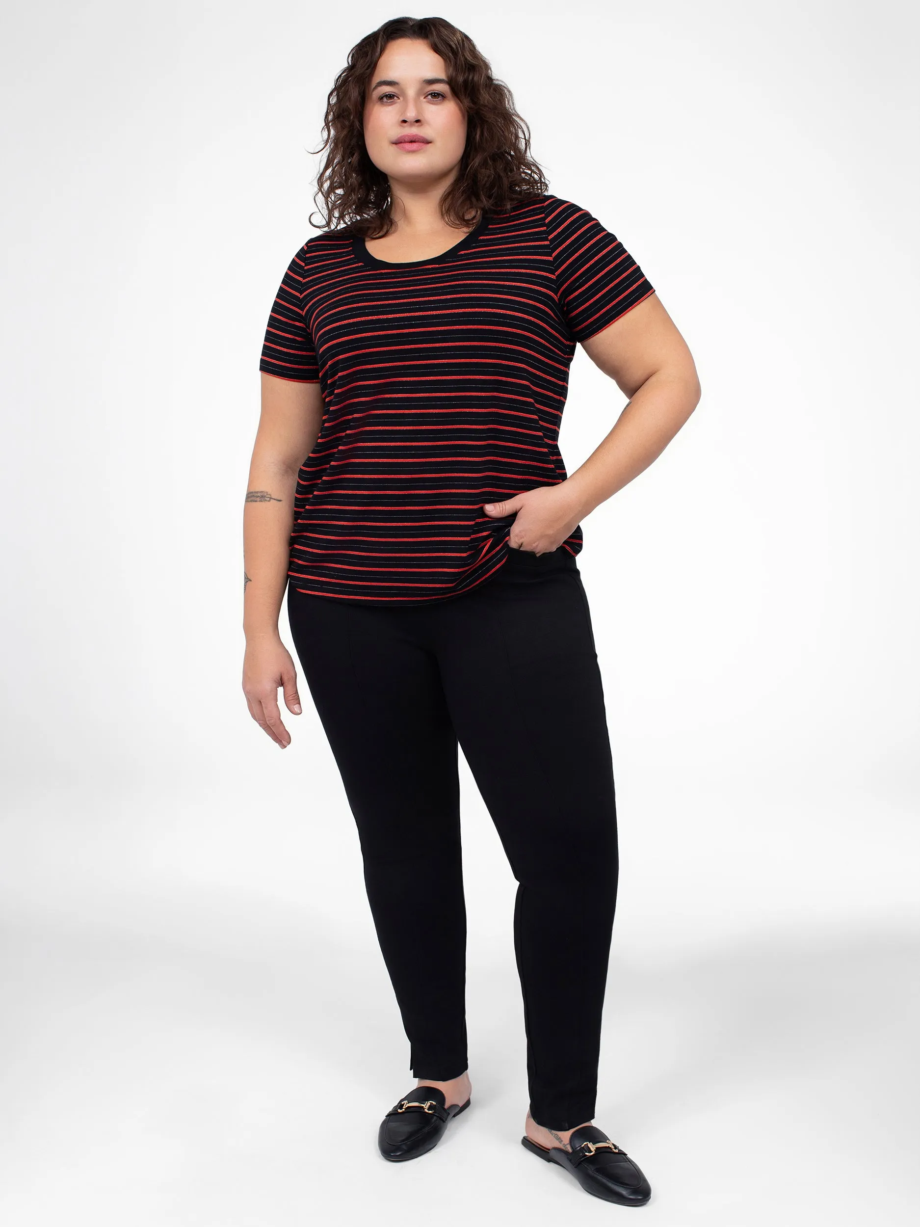 Short-sleeve semi-fitted t-shirt sold by Claire France