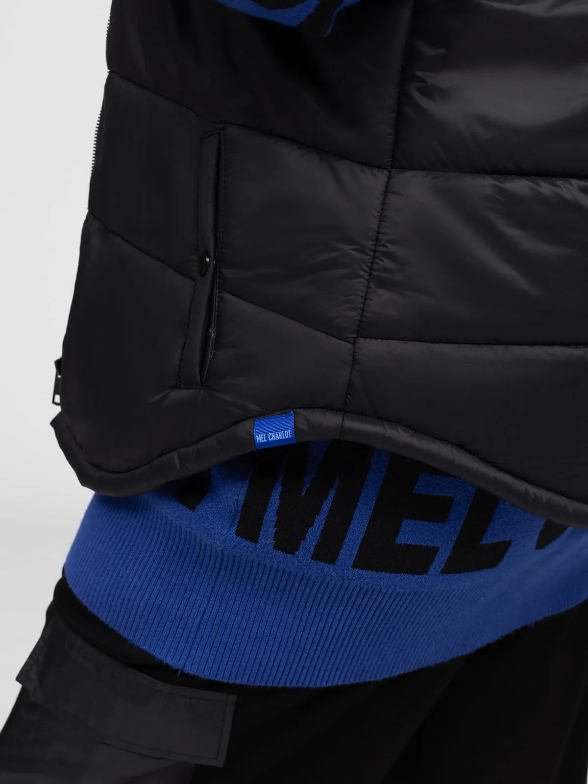 Loose lounge vest sold by Claire France product image thumbnail 5