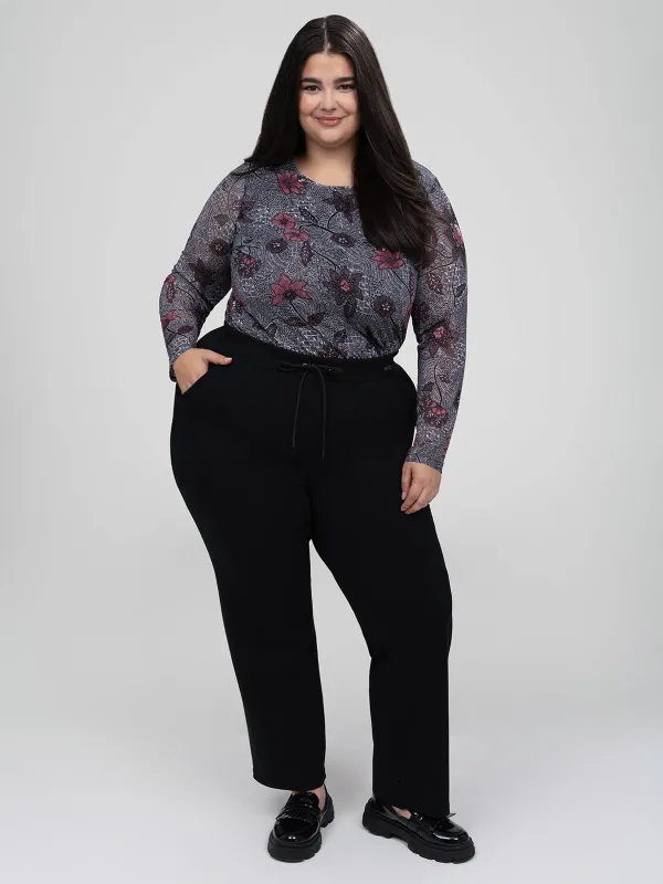 Large pull-on pant sold by Claire France