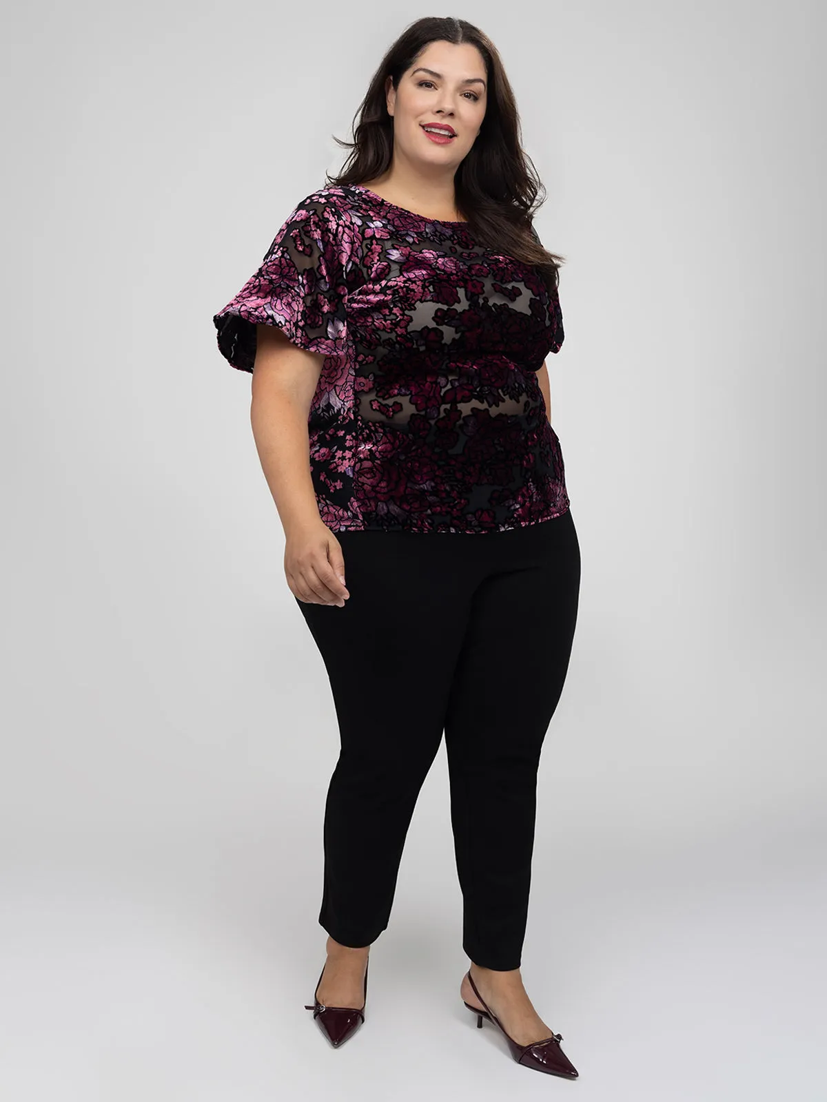 Short-sleeve semi-fitted t-shirt sold by Claire France product image thumbnail 2