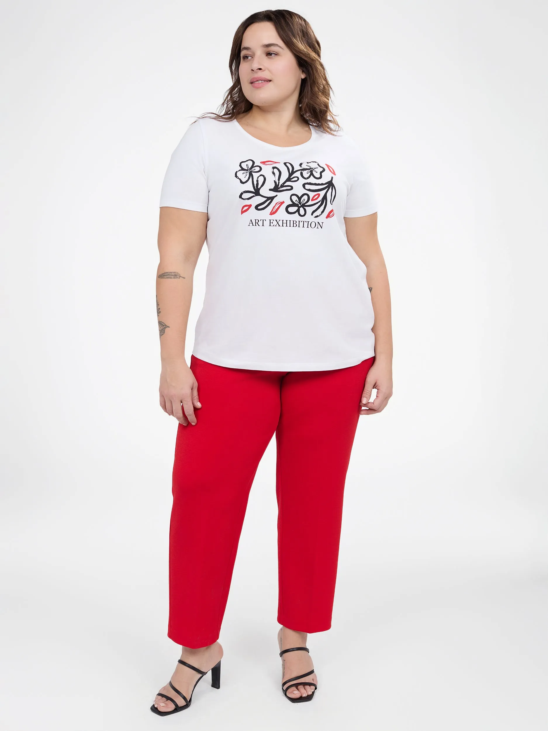 Short-sleeve semi-fitted t-shirt sold by Claire France product image thumbnail 2