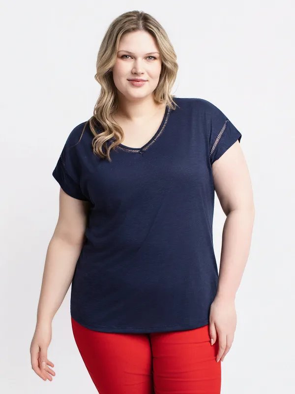 Loose short-sleeve t-shirt made by Claire France