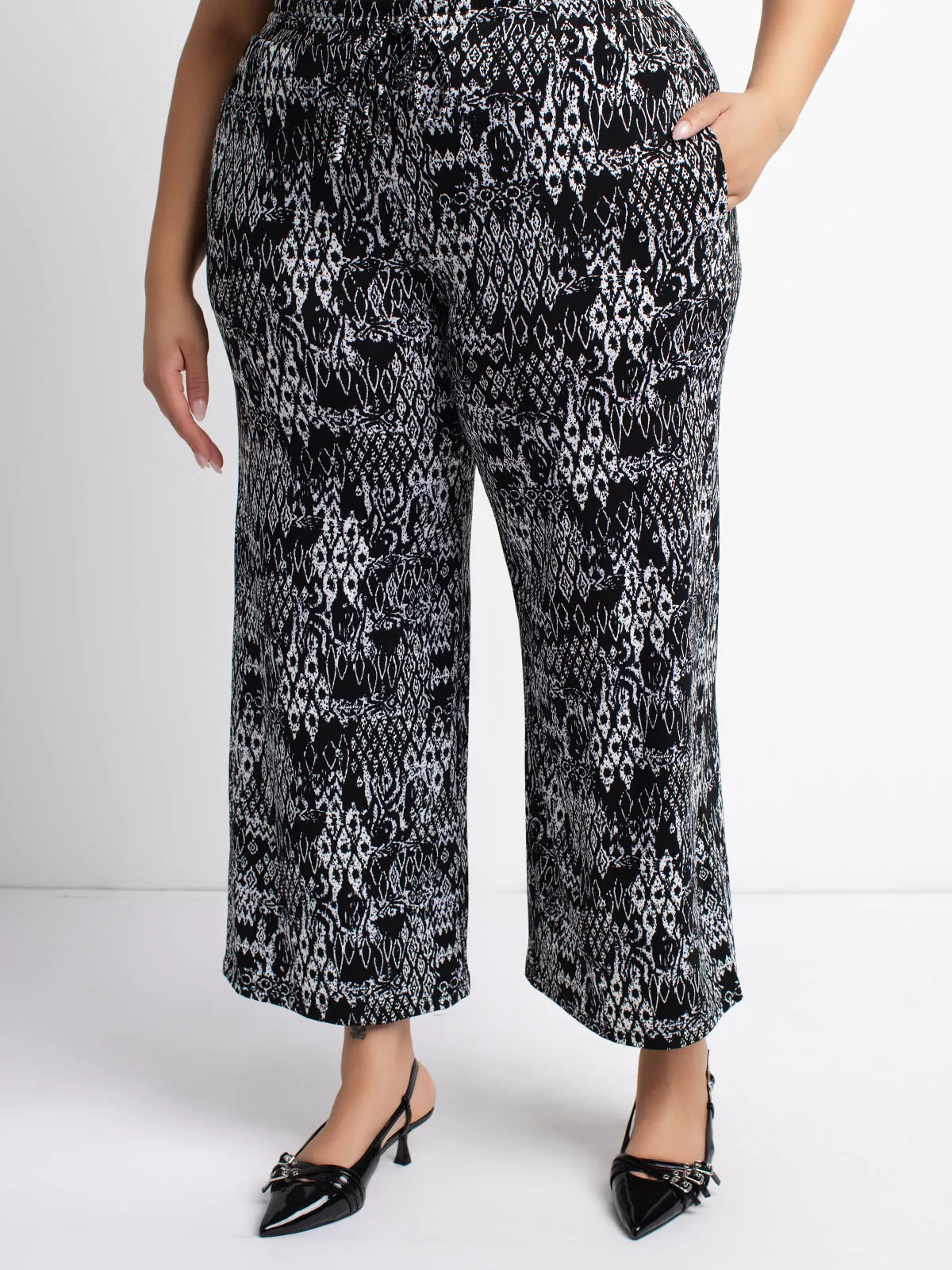 Knit pants sold by Claire France product image thumbnail 2