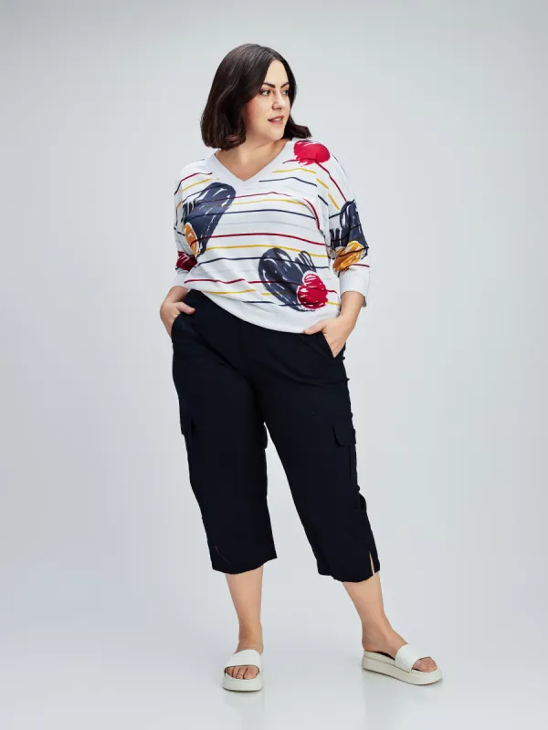 3/4-sleeve loose pullover sweater sold by Claire France