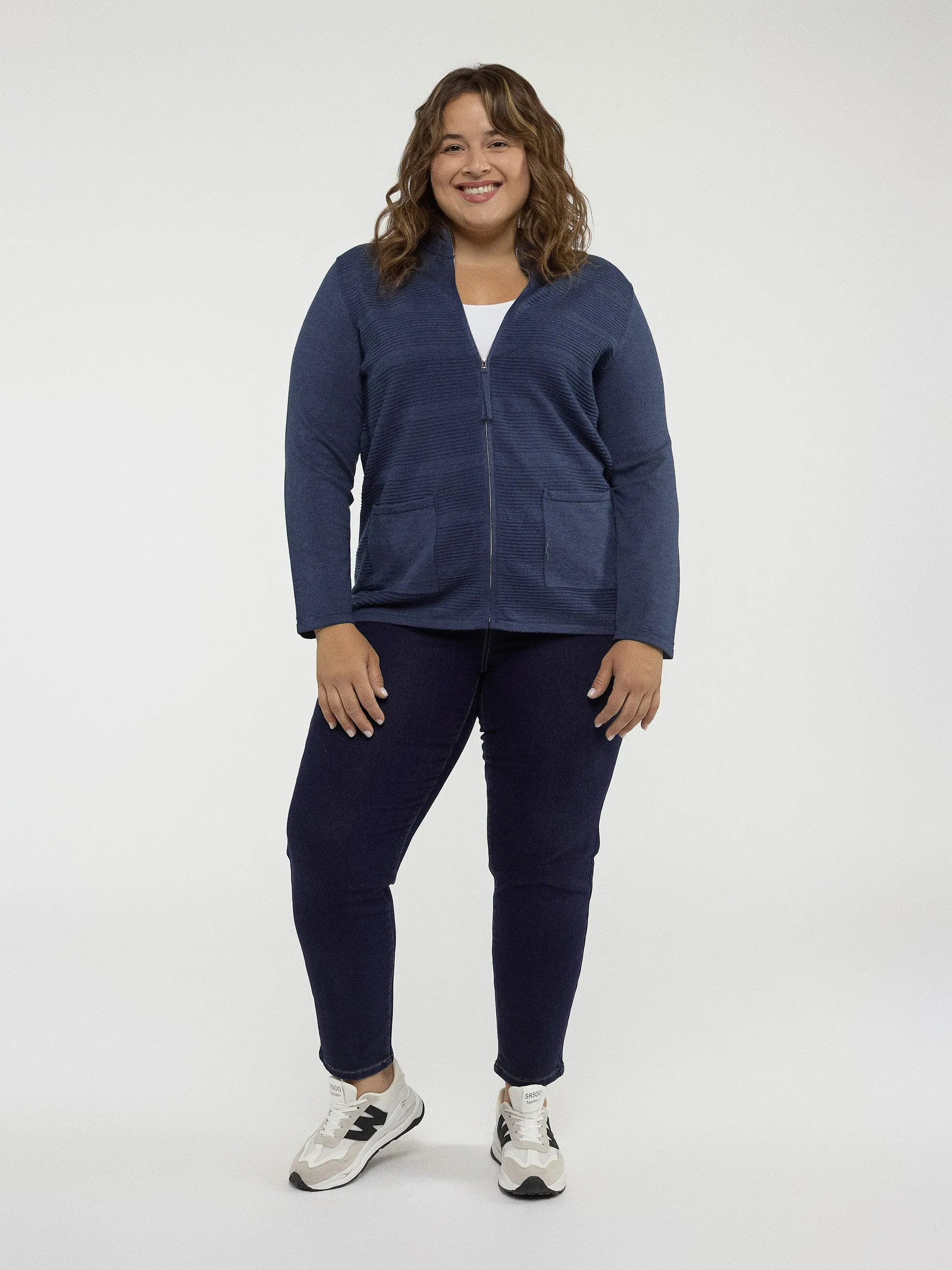 Long-sleeve semi-fitted knit cardigan sold by Claire France product image thumbnail 5