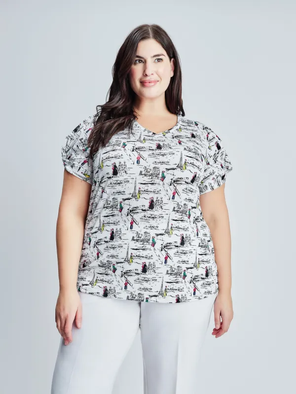 Short-sleeve semi-fitted t-shirt sold by Claire France