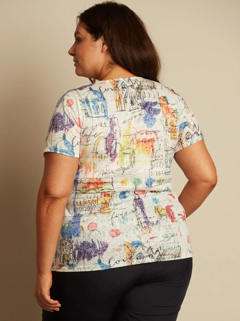 Short-sleeve semi-fitted t-shirt sold by Claire France product image thumbnail 3