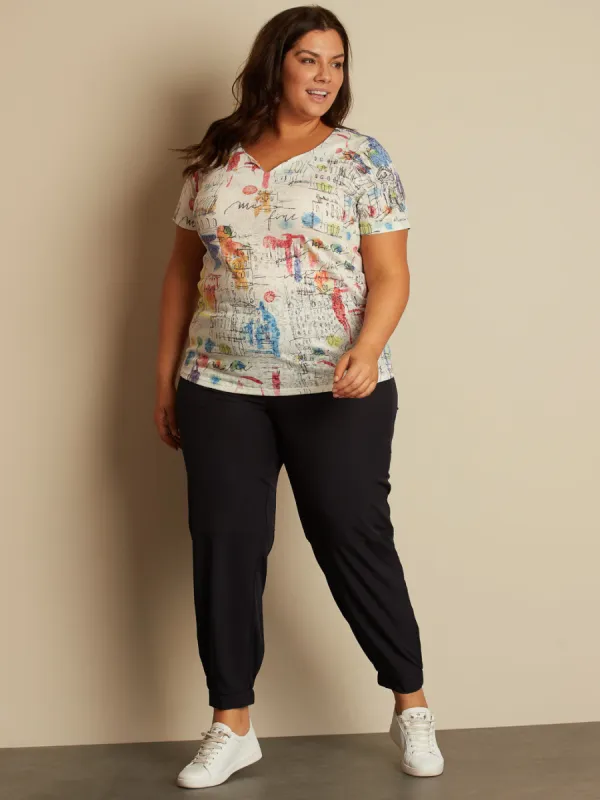Short-sleeve semi-fitted t-shirt sold by Claire France