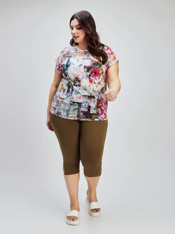 Short-sleeve semi-fitted t-shirt sold by Claire France